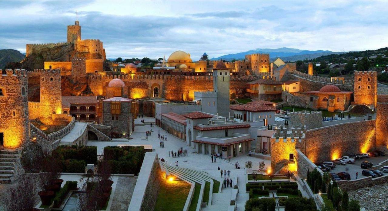 Tomas Kokhi Hotel Akhaltsikhe  Bagian luar foto